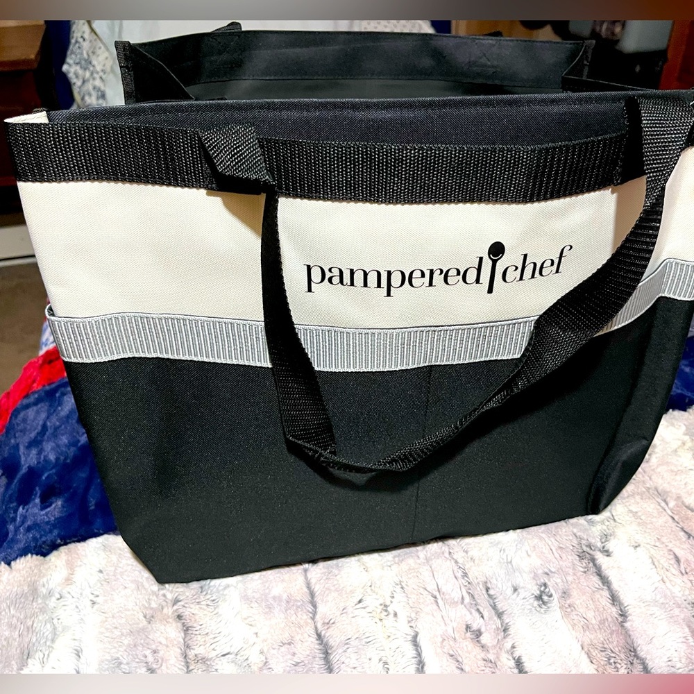 Pampered Chef XL tote